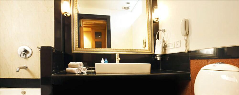 Hotel Jewel Palace New Delhi Exterior foto