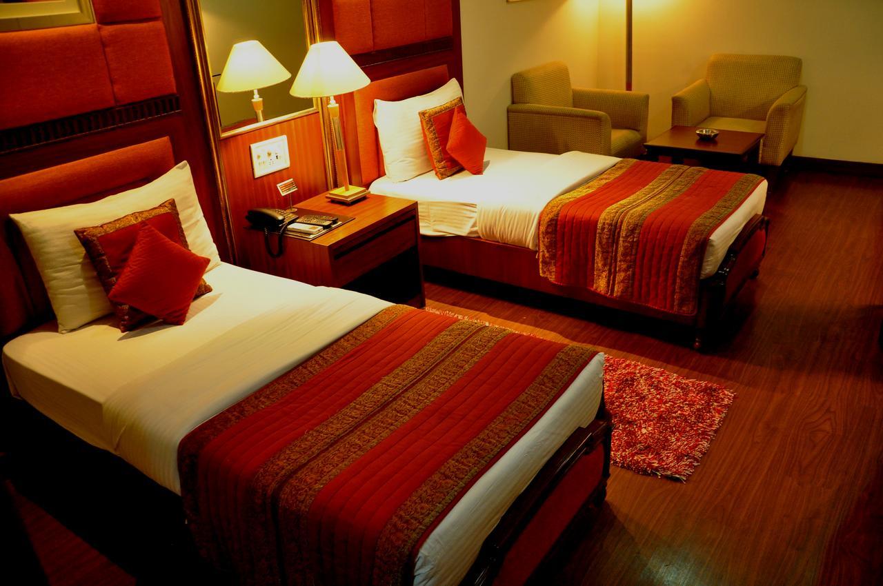 Hotel Jewel Palace New Delhi Exterior foto